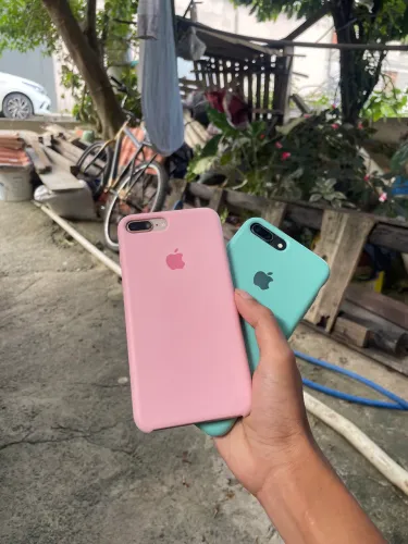 vendo ou troco 2 iPhone 8 Plus tudo ok