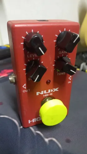 Vendo ou Troco Pedal High Gain Nux Distortion 