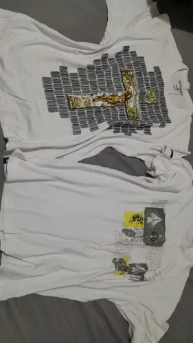 Duas camisetas Hurley tamanho M.