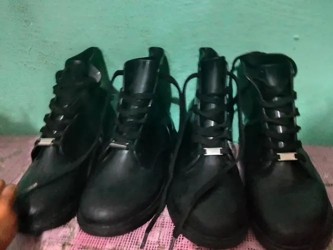 2 pares de Bota molekinha n 31