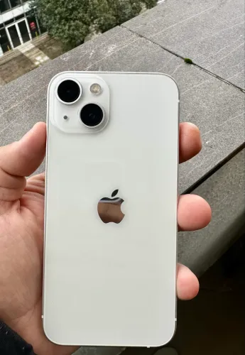iPhone 13 branco 128GB