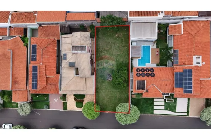 Terreno à venda condomínio Santa Olívia em Araras -SP