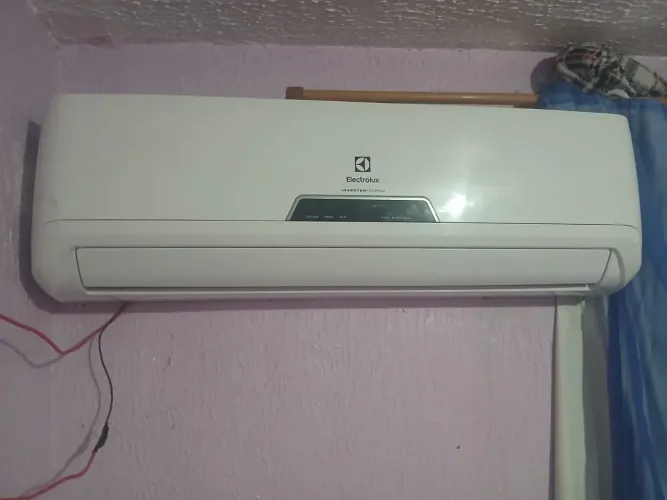 Vende-se central de ar 12mil