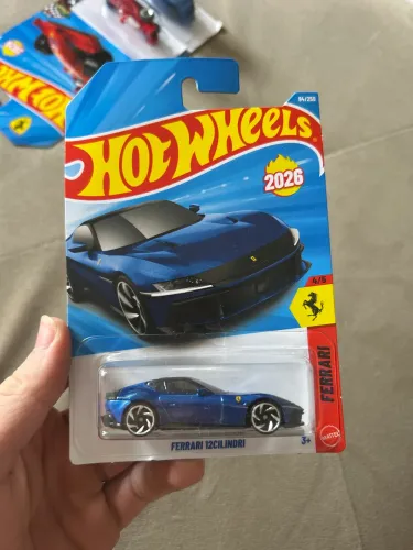 Hot Wheels Ferrari 12Cilindri