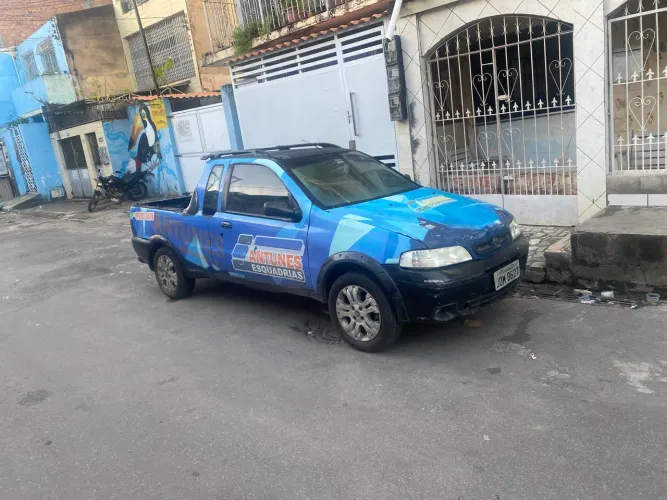 Fiat Strada Working 1.5 MPI 8V CE (álcool) 2001