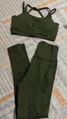 Conjunto de calça para academia