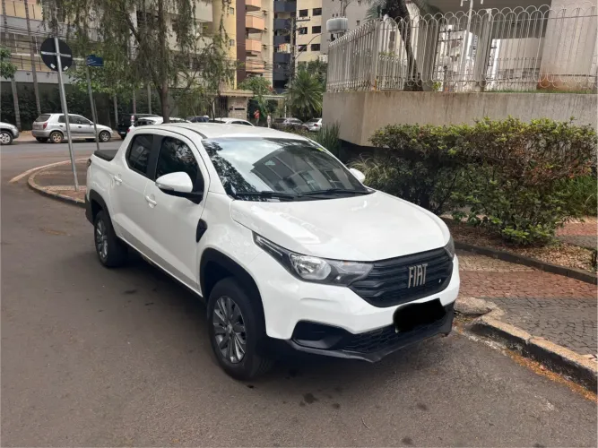 Strada Cabine Dupla 2023 pouco rodada