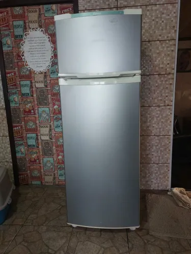 Geladeira consul 336 litros usada funcionando perfeitamente