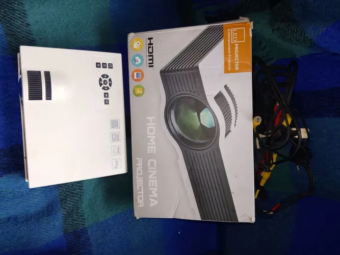 Projetor novo nunca usado (aceito oferta)