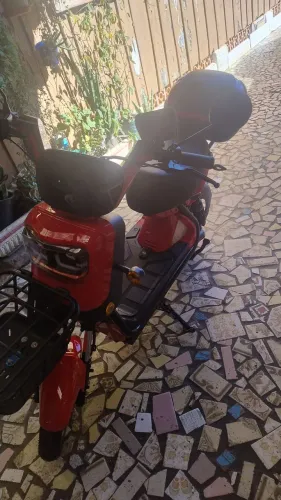 Moto elétrica