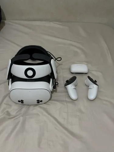 Meta Quest 3S 128GB + BOBOVR S3 Pro + Controles | Completo