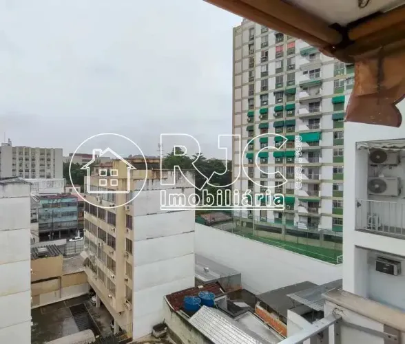 Oportunidade varanda 1 quarto dependencia garagem 48m2