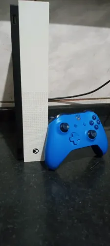 XBOX ONE S1TB?