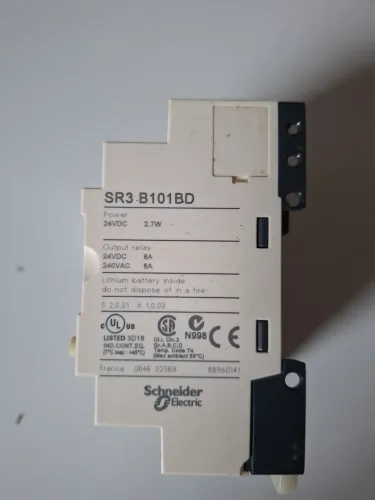 Relé Programável Modular - Com Display e Relógio - 6 Entradas/4 Saídas - 24 Vdc