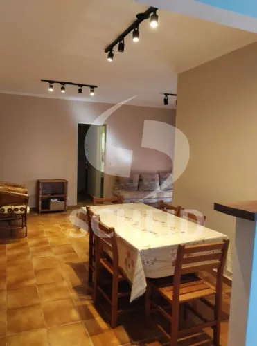 Apartamento à venda no Guarujá Enseada - 3 dormitórios 1 suíte a 500 metros da Praia. Acei