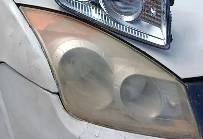 Faróis de Ford fiesta 