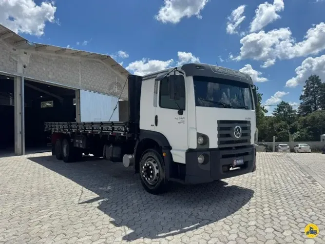 VOLKSWAGEN 24.280 6X2 2018