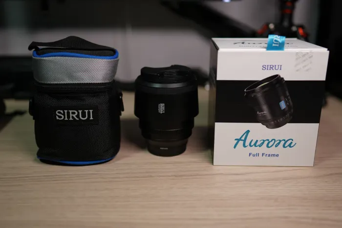 Lente Sirui Aurora 85mm F/1.4, full frame, E-mount