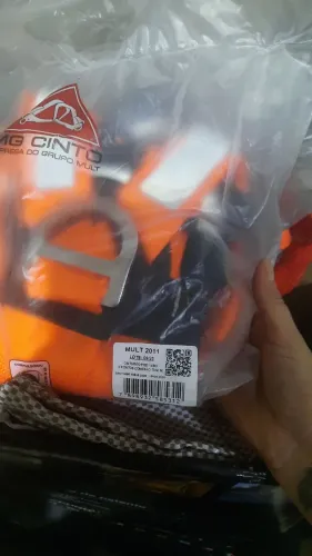 Vendo dois cinturões PQD/ABD 6pontos conexão tam-M sendo um usado e um novo