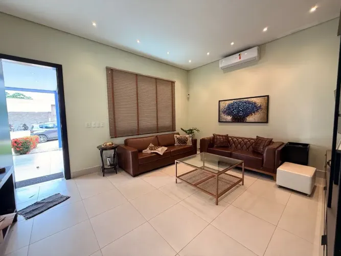 Casa à venda no Condomínio Carmel em Uberlândia