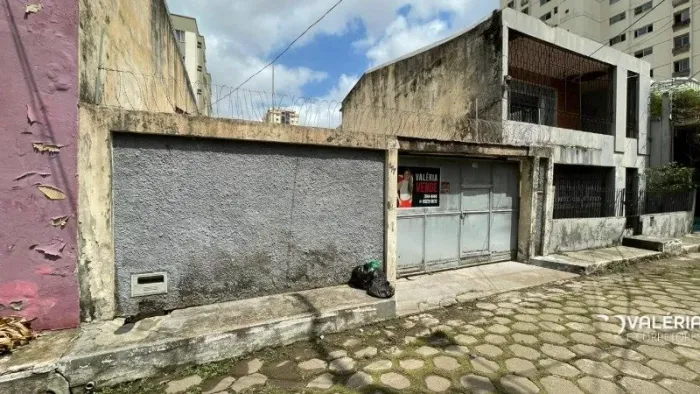 TERRENO COM 160M²