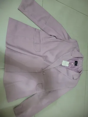 Blazer alongado Feminino Lilás veste tamanho M/G novo com etiqueta 