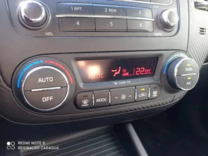 Kia Motors Cerato 1.6 16V Flex Aut. 2015