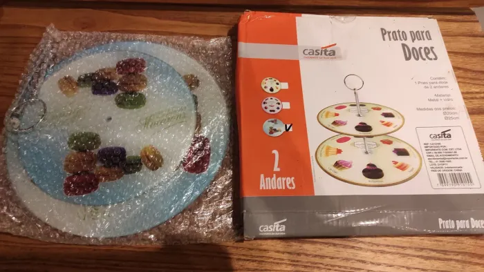 Pratos para doces com 02 andares