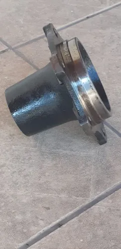 Cubo de roda Ford Cargo 