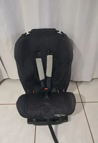 Cadeirinha para auto reclinável com isofix de 0 a 25kg