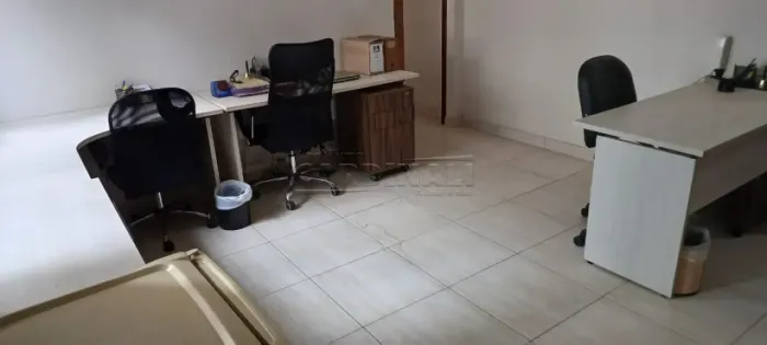 Locação e Venda de Sala Comercial com Condomínio no bairro Centro em Campinas/SP