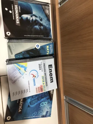 LIVROS REVISÃO ENEM - ideal para essa reta final