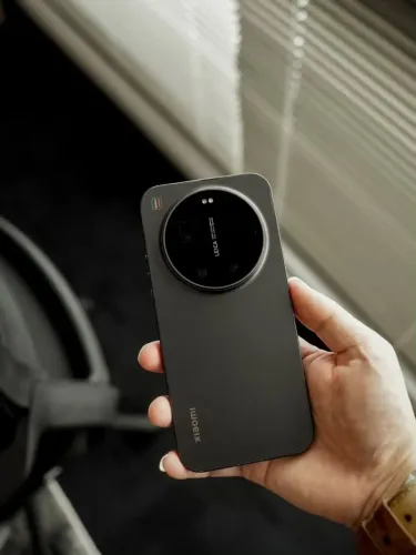 ENTREGO HOJE XAIOMI 17 ULTRA VERSÃO BY LEICA 512GB 16Ram