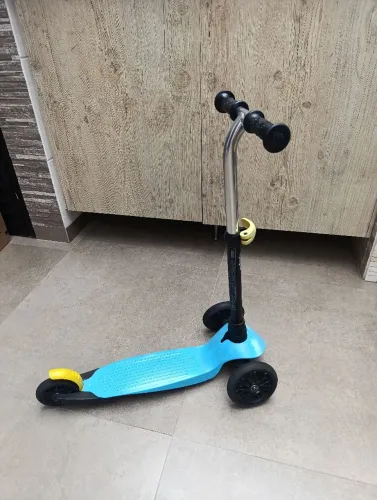 Patinete infantil marca Oxelo comprado na Decathlon 