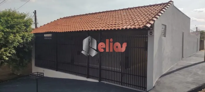 Casa para venda com 190 m² e 3 quartos em Núcleo Residencial Presidente Geisel, Bauru - SP