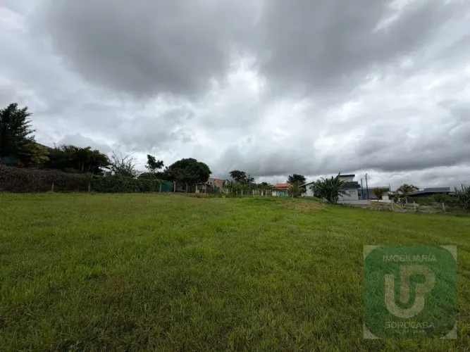 Terreno à venda, 1000 m² por R$ 95.000,00 - Chácaras Arumã - Sarapuí/SP