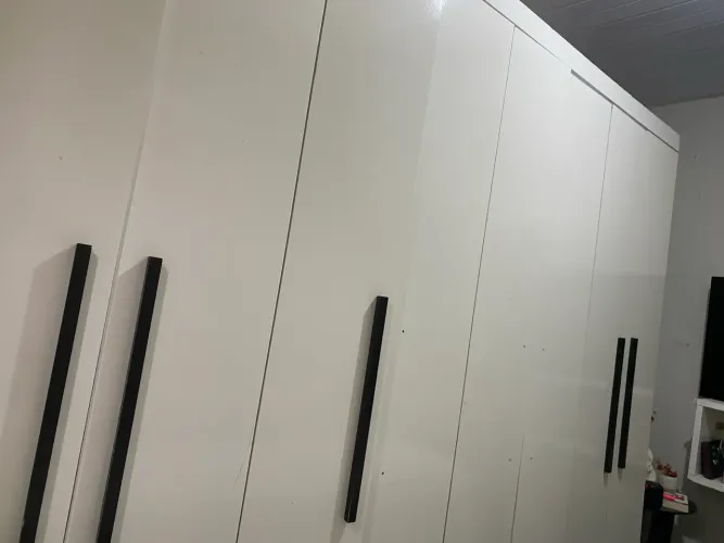 Guarda-roupa casal