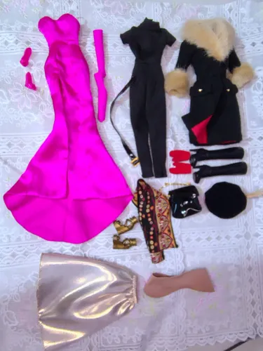 Boneca Barbie Lote roupas e acessórios Gala Collection Basics Winter in New York