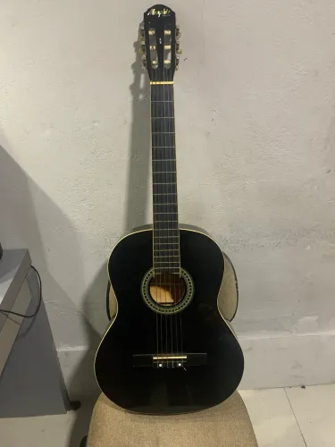 Vendo violão Memphis ac39 para iniciante 