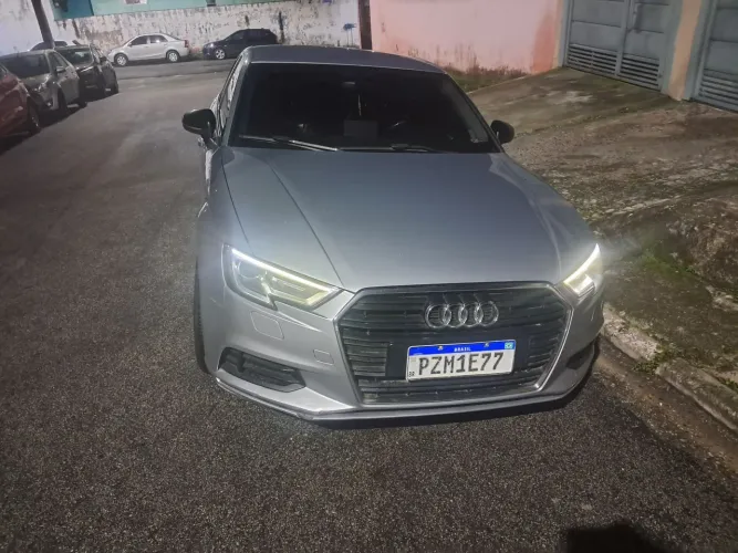 Audi A3 Sedan 1.4 TFSI Flex Tiptronic 4P 2017