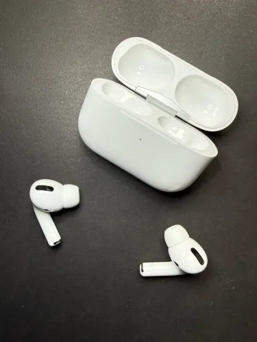 AirPods Pro (1 geração) 