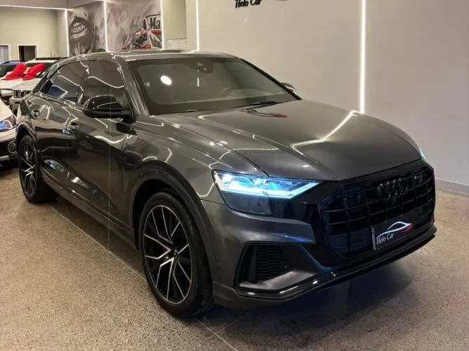 Audi Q8 Perform. 3.0 TFSI Coupe Quat. S-tron. 2020