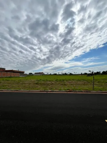 Terreno Condomínio em São José do Rio Preto
