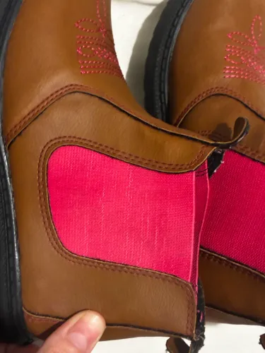 Bota infantil e tenis bibi