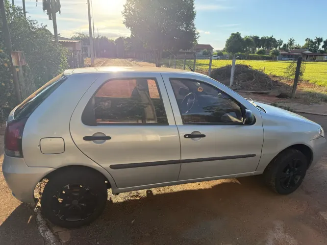 Fiat Palio 1.0 Economy Fire Flex 8V 4P 2014