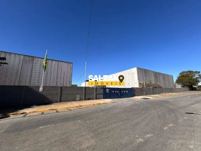 Galpão à venda, 7740 m² por R$ 35.000.000,00 - Chácaras Reunidas - São José dos Campos/SP