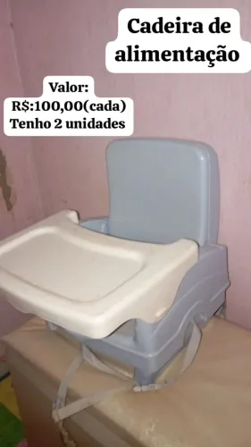 Cadeiras de alimentação infantil