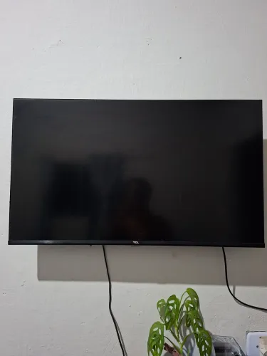 TV TCL 32 para retirada de peças ( tela intacta )