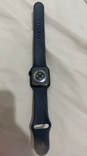 Apple watch series 8