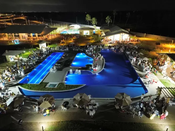 More de frente para o mar - MARES MALUÍ 